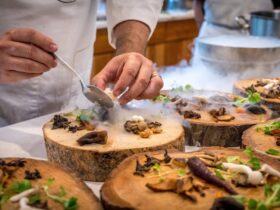 Gastronomía serrana: los platos tradicionales de la Sierra de Madrid que debes probar Platos tradicionales de cocina de montaña