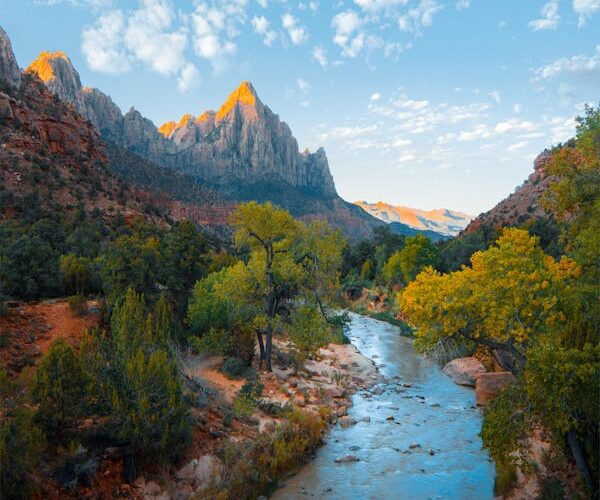Slow life en la Sierra de Madrid: el arte de vivir despacio en un mundo acelerado Estilo de vida tranquilo en la naturaleza de montaña
